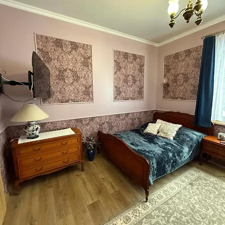 U Ewy Homestay